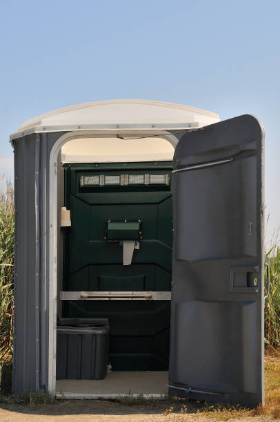 Best Temporary restroom rental  in Charlestown, IN